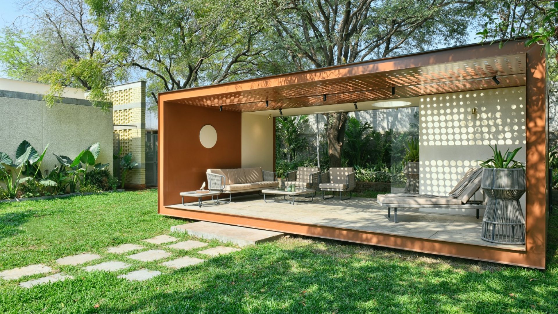 19. Outdoor Pavillion (Large)