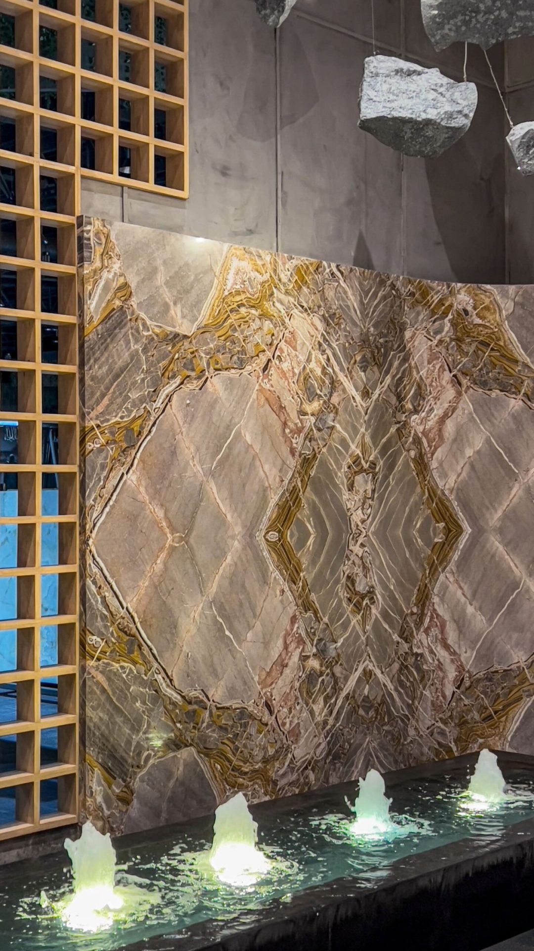 20240108_144043715_iOS