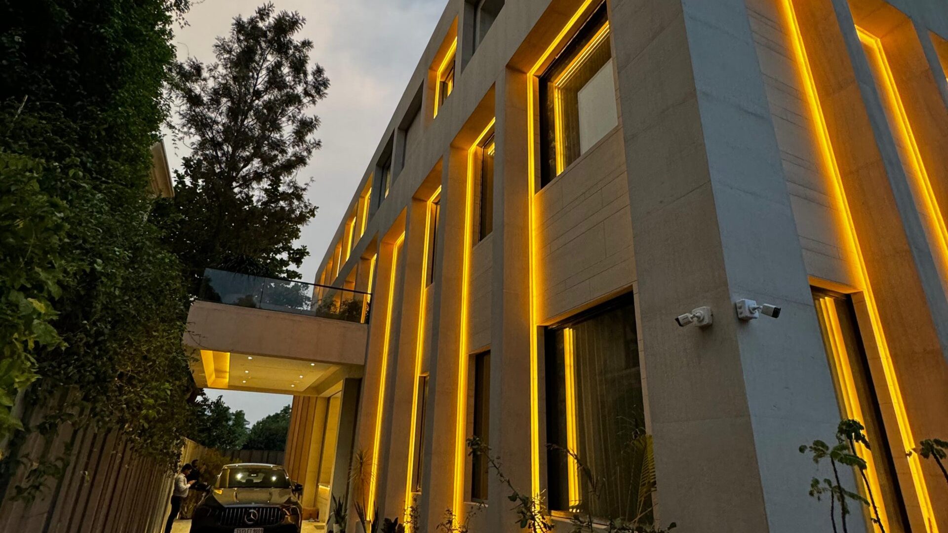 WhatsApp Image 2025-06-13 at 13.25.01_a5da7e7d